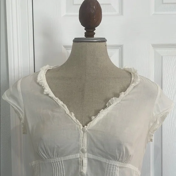 Vintage White House Black market semi sheer Cream Button-Up Blouse V-neck ruffle - Picture 2 of 10
